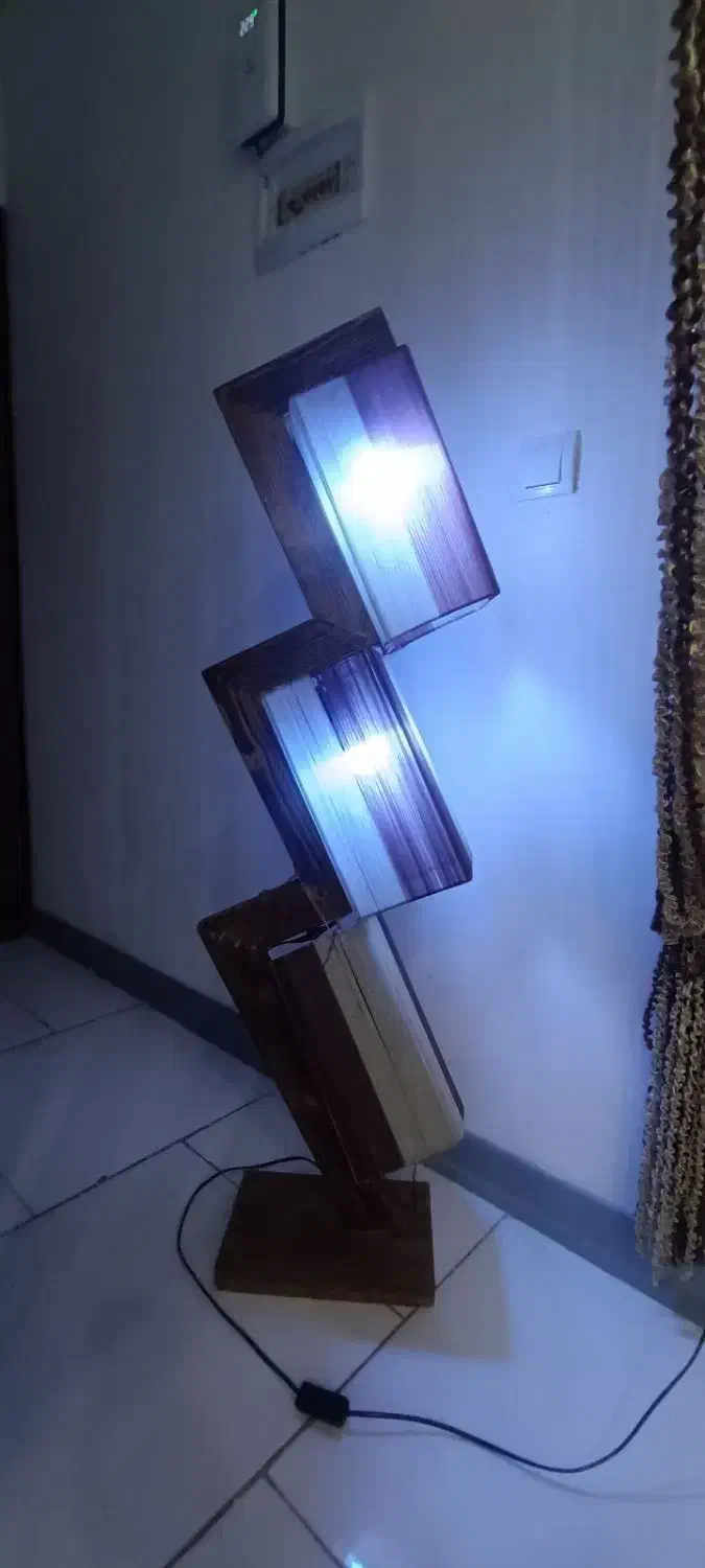 آباژور چوبی سه چراغه|چراغ خواب و آباژور|فولادشهر, B8|دیوار