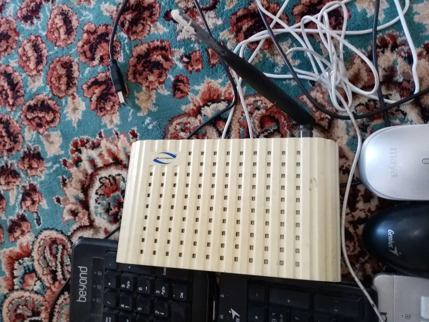 کیبورد و قاب کیس و وایفا|مودم و تجهیزات شبکه|تربتحیدریه, داروپخش|دیوار