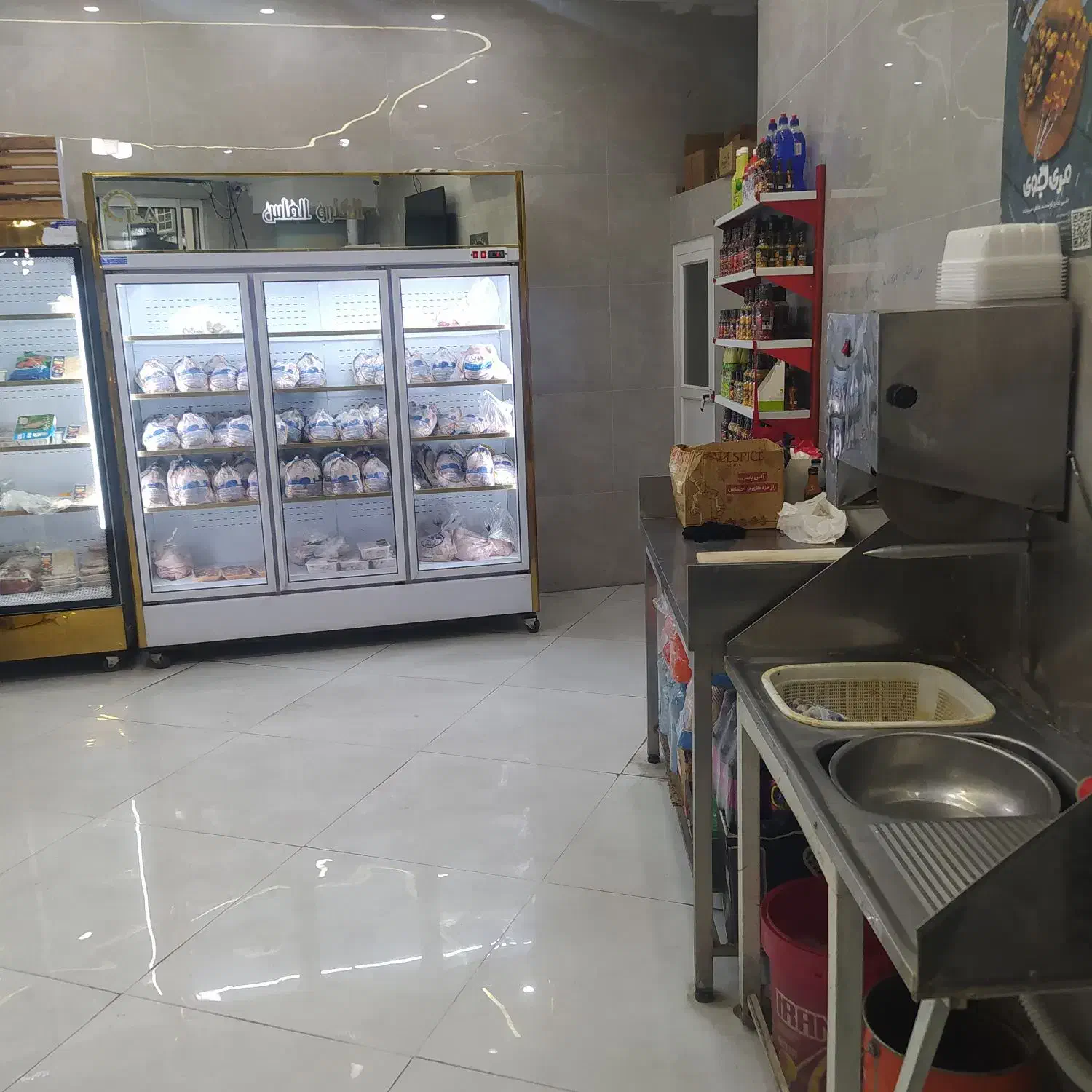 واگذاری مغازه مرغ و ماهی|فروشگاه و مغازه|کاشمر, |دیوار