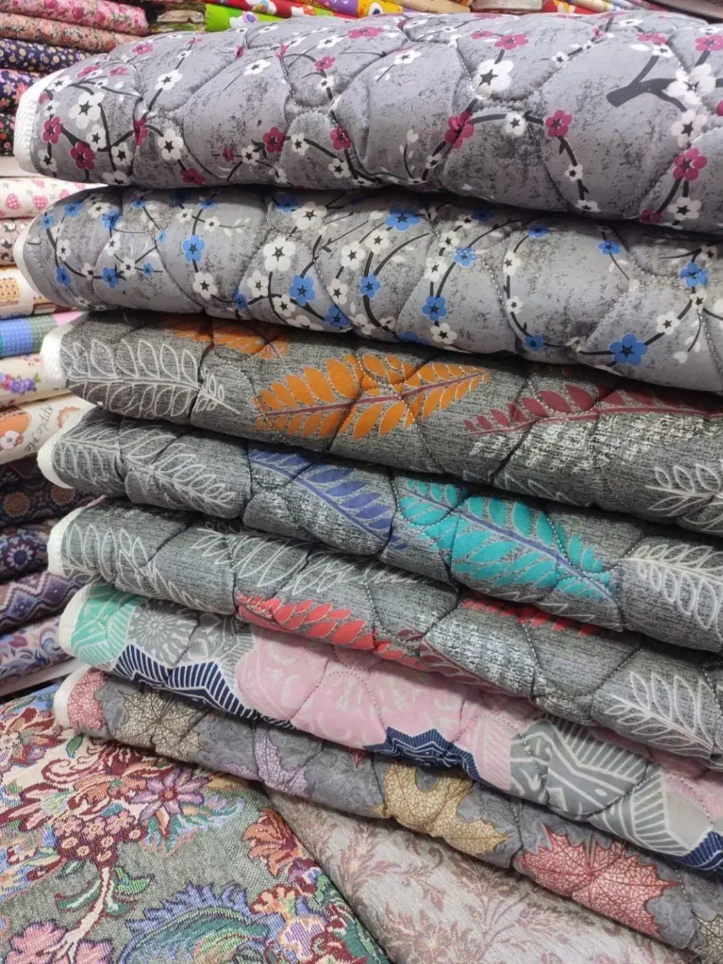 تشک میهمان سفری|رختخواب، بالش، پتو|محلات, |دیوار