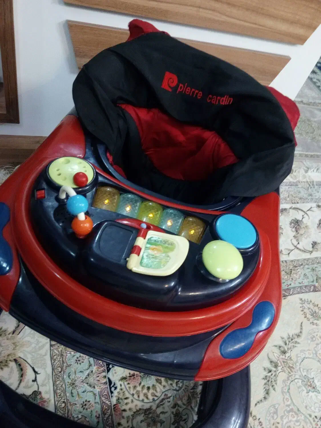 روروک موزیکال|کالسکه و لوازم جانبی|گلبهار, شهر جدید گلبهار|دیوار