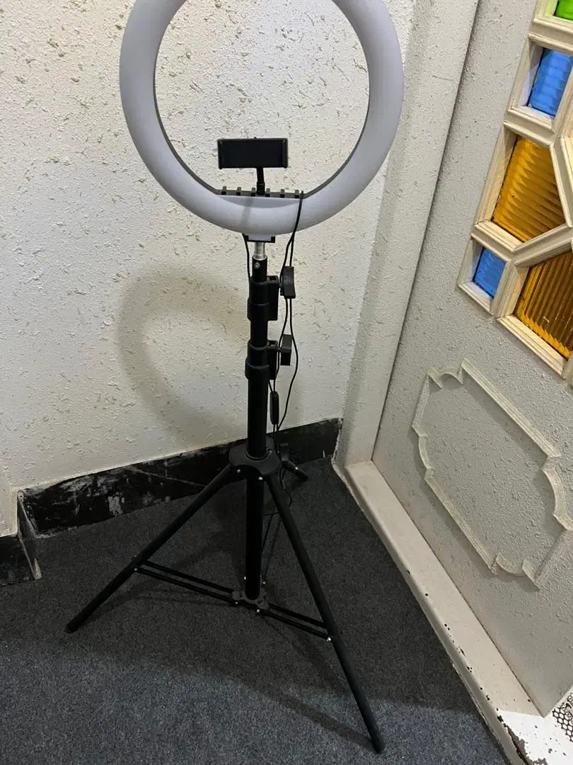 رینگ لایت، سه پایه|دوربین عکاسی و فیلمبرداری|اصفهان, سرچشمه|دیوار