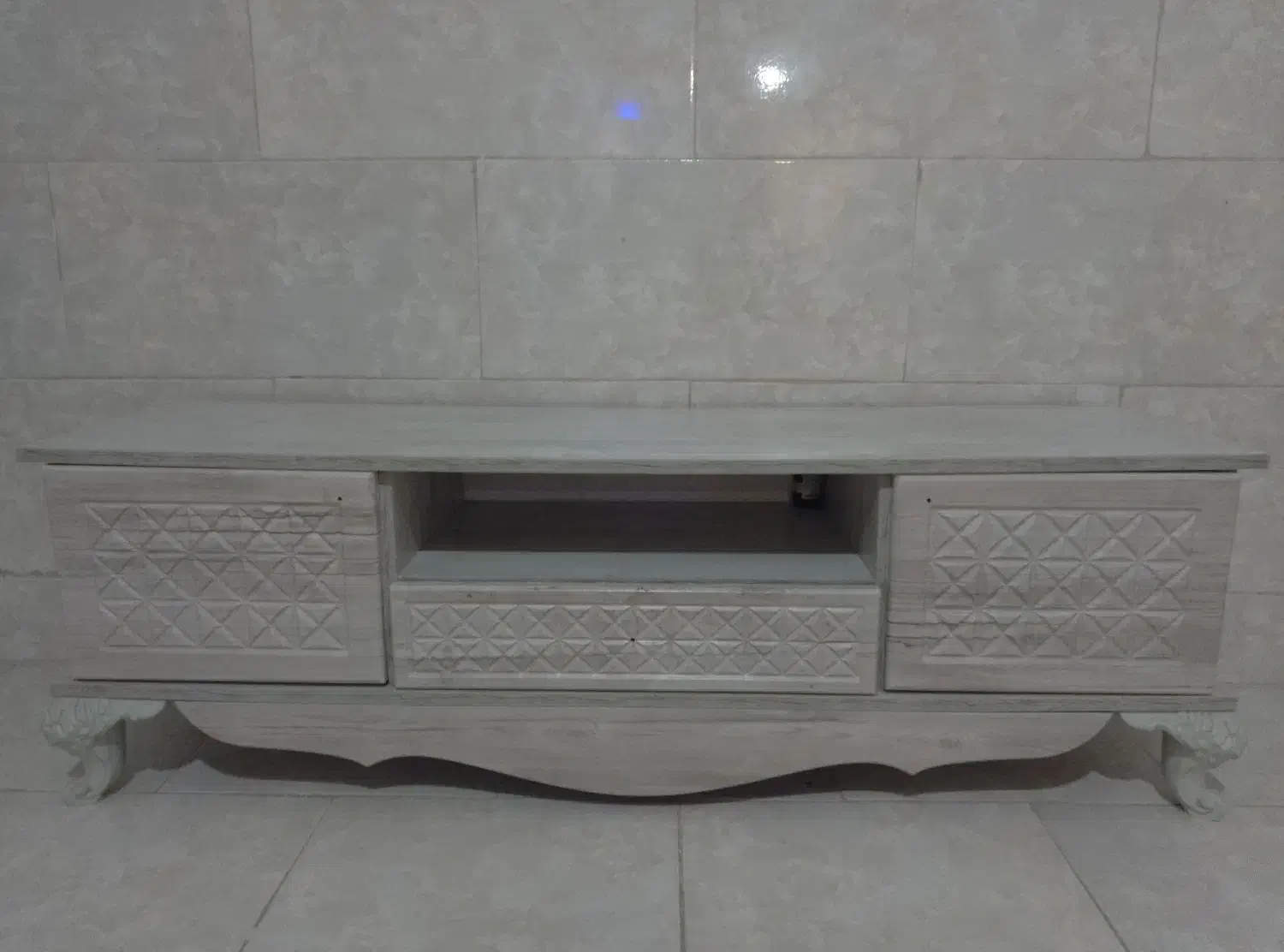 میز تلویزیون رنگ شیری|میز تلویزیون|گرگان, |دیوار