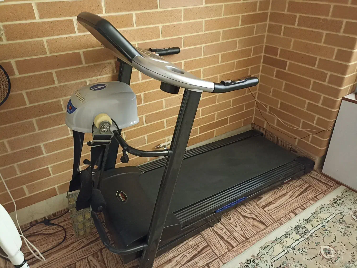 تردمیل تاپ فرم|تجهیزات ورزشی|قم, زاویه|دیوار