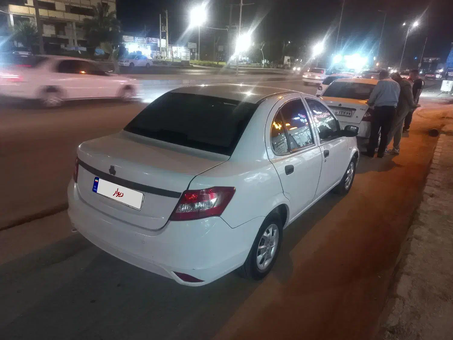 ساینا سفید|خودرو سواری و وانت|بندر امام خمینی, |دیوار