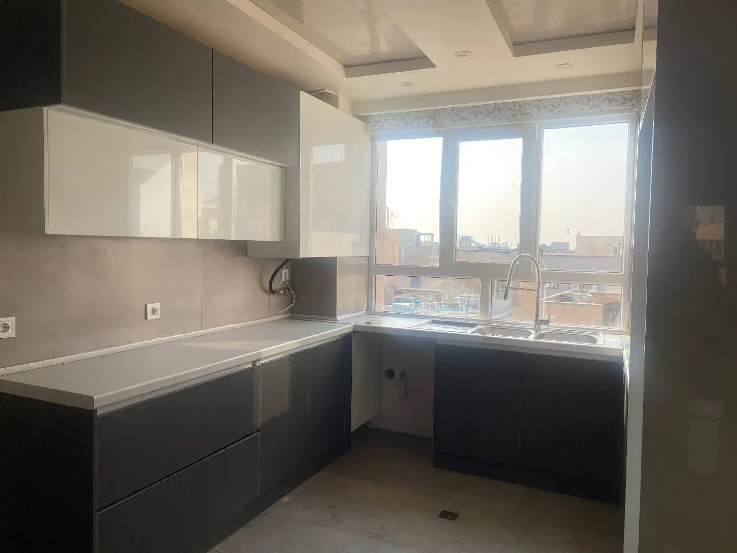 ۶۰ متر دو خواب طبقه چهارم