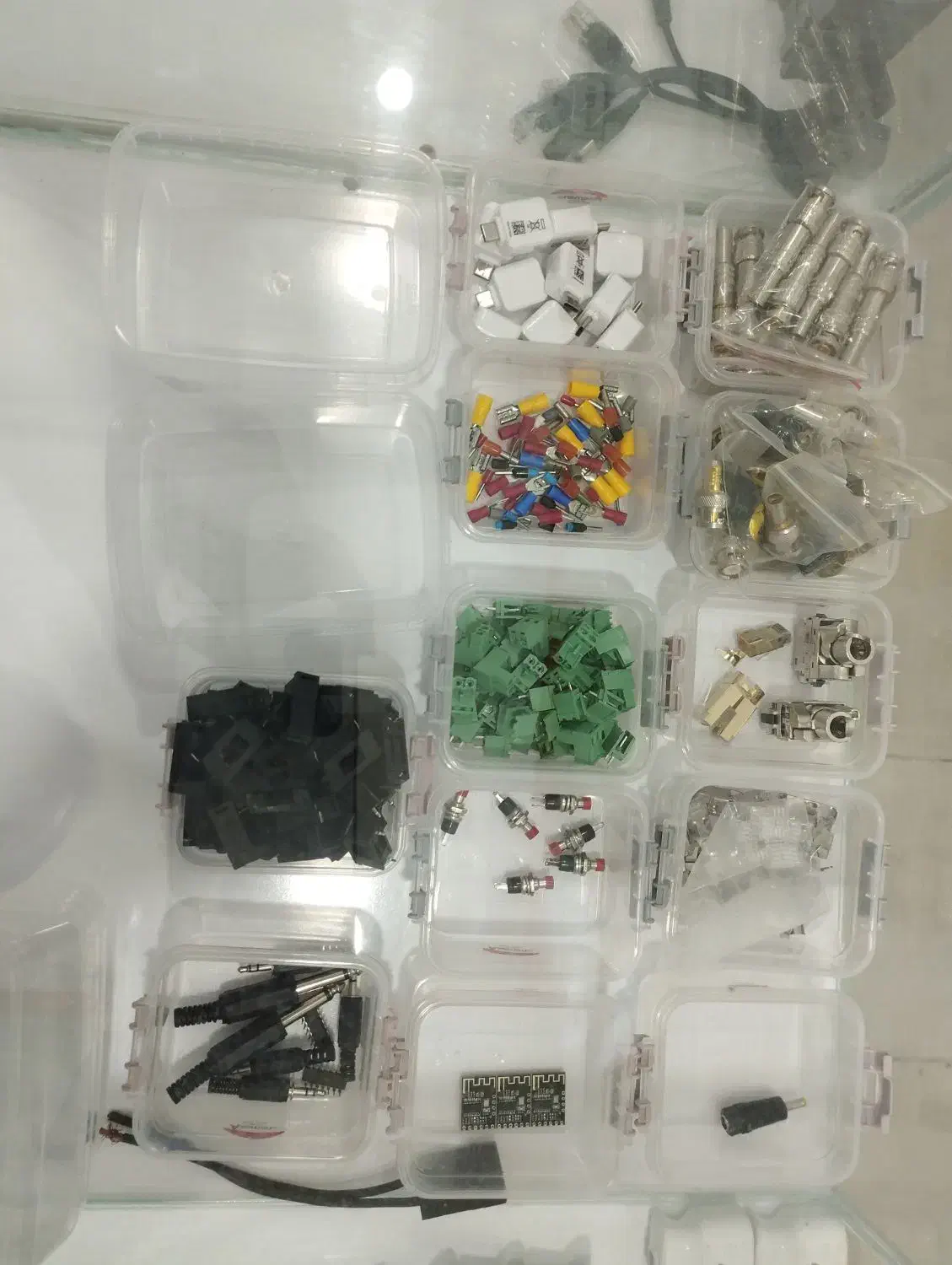 فروشگاه قطعات الکترونیک/ماژول/آیسی/خازن/مقاومت|قطعات و لوازم جانبی رایانه|شوشتر, |دیوار