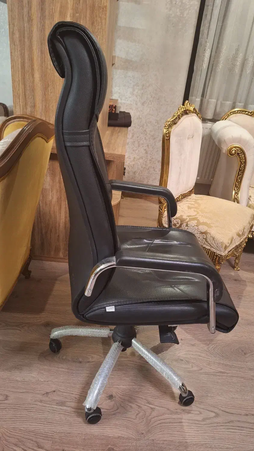 صندلی گردان مدیریتی|مبلمان اداری|اصفهان, مهدی آباد|دیوار