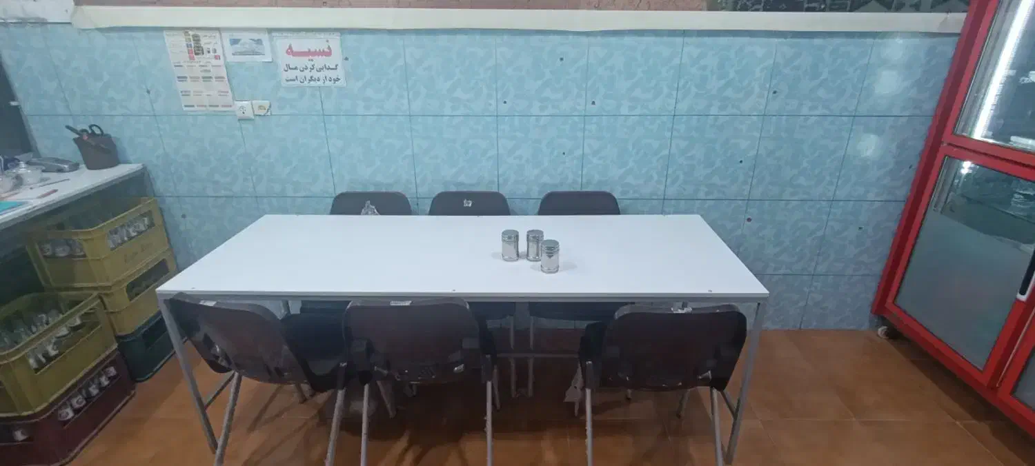 میز غذا خوری|میز و صندلی غذاخوری|پیرانشهر, |دیوار