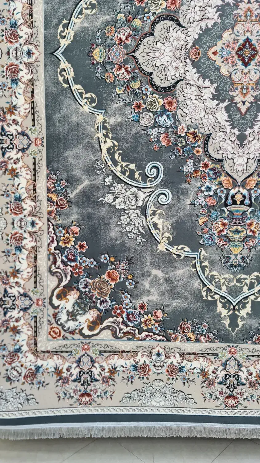 دو تخته فرش تخفیف خورده زیر قیمت بازار|فرش|شهرضا, |دیوار