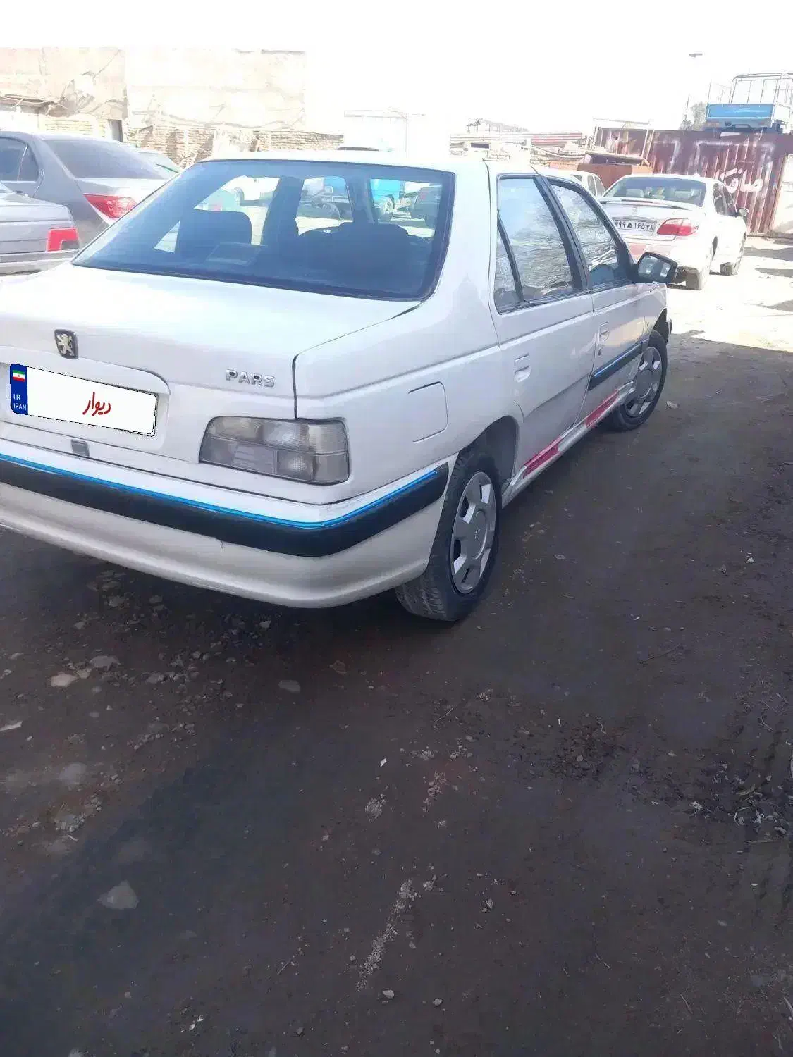 پژوپارس ۸۱|خودرو سواری و وانت|چهارباغ, |دیوار