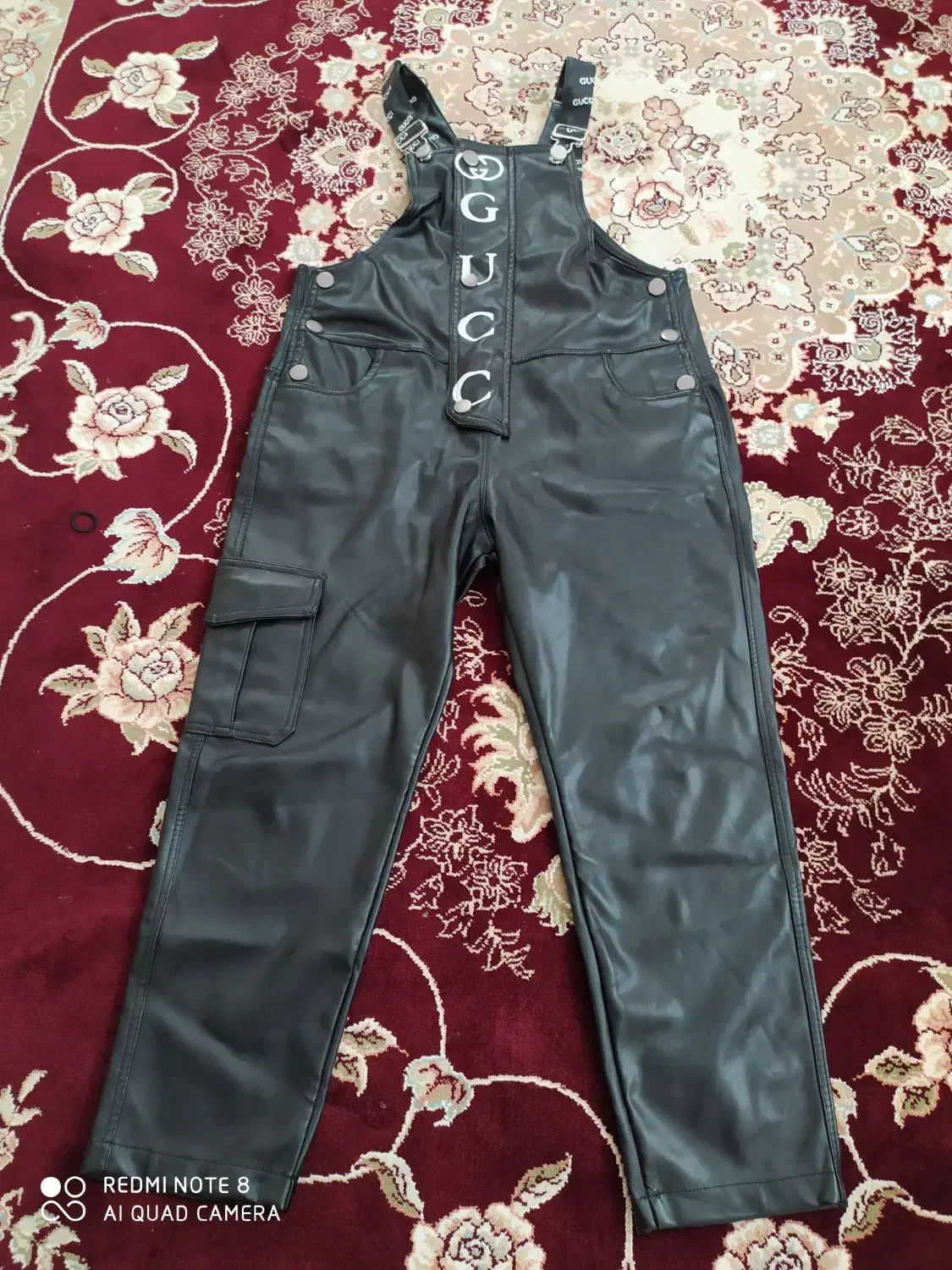 سرهم چرم|لباس|مشگین شهر, |دیوار