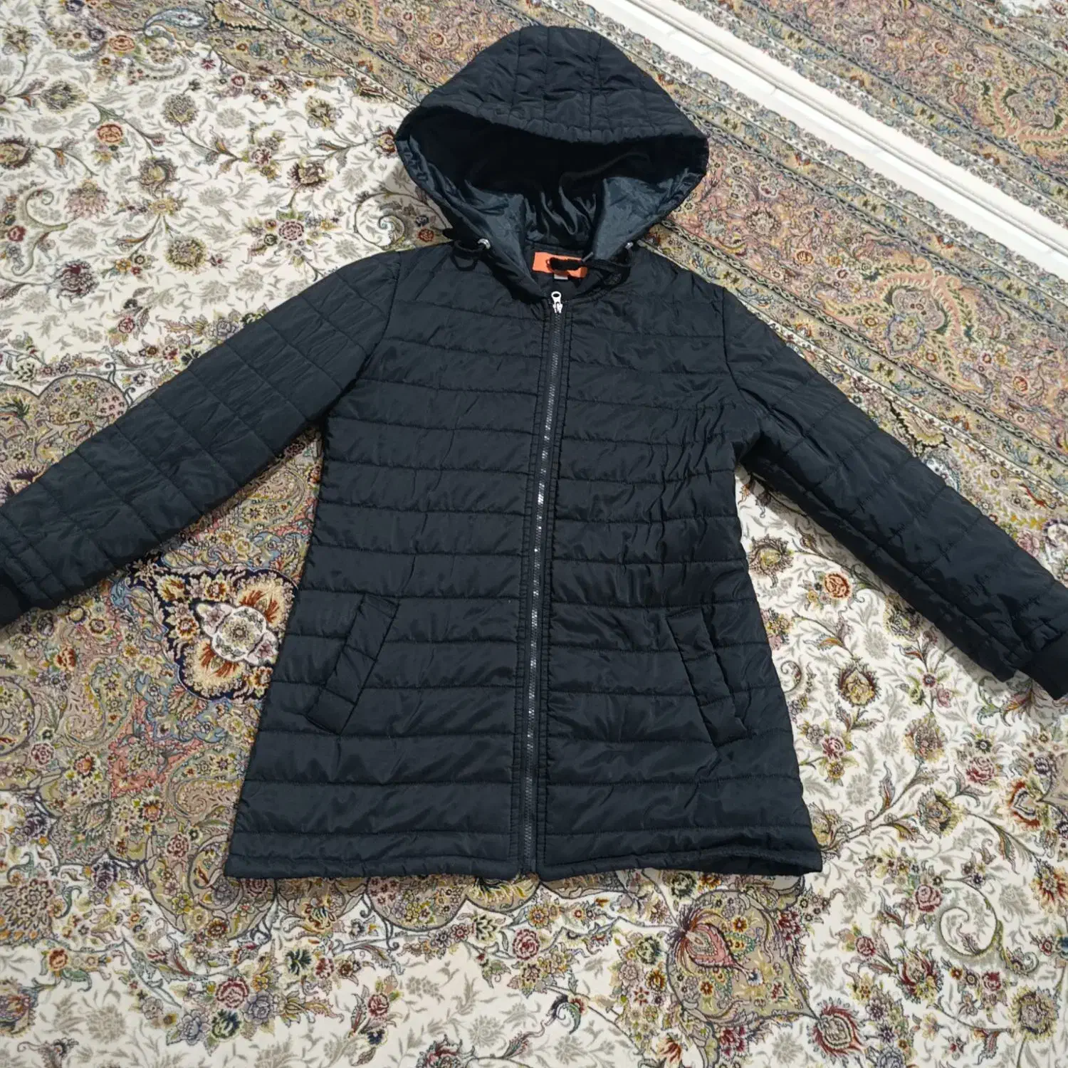 کاپشن کلاه دار در حد نو|لباس|قزوین, |دیوار