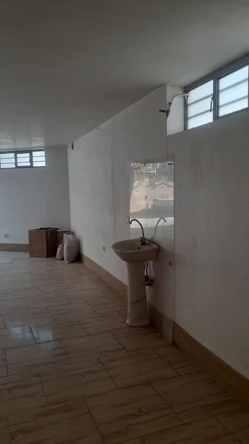 مغازه  یا کارگاه یا انباری|اجارهٔ مغازه و غرفه|بجنورد, |دیوار