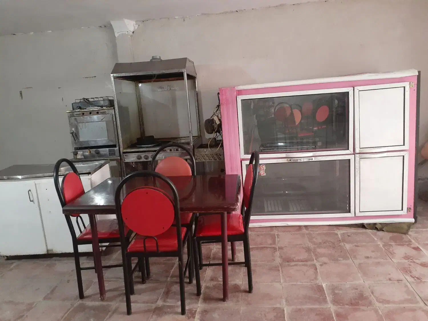 فروش پک کامل ساندویچی|کافی‌شاپ و رستوران|پارس‌آباد, |دیوار