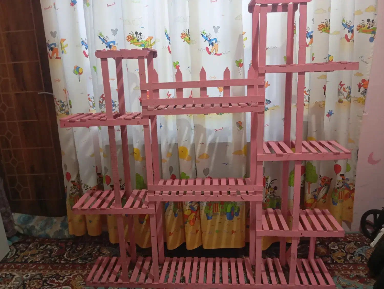 پایه گل زیبا|گل و گیاه طبیعی|طرقبه, |دیوار