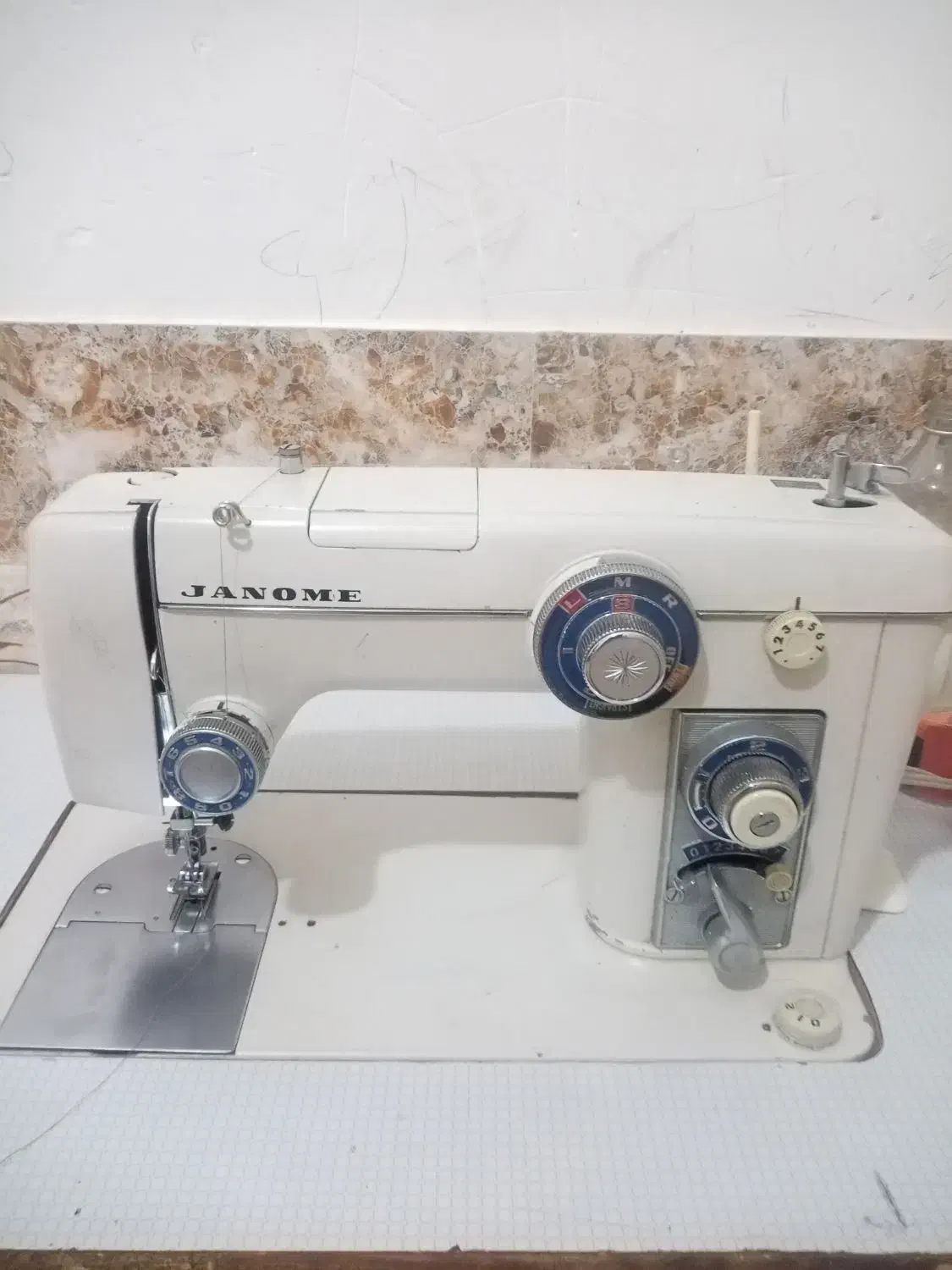 چرخ خیاطی|چرخ خیاطی و ریسندگی|اندیمشک, |دیوار