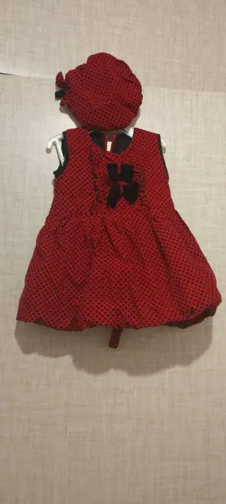 پیراهن بچه گانه یلدایی و بیلر جین و پیشبند|کفش و لباس بچه|زنجان, |دیوار