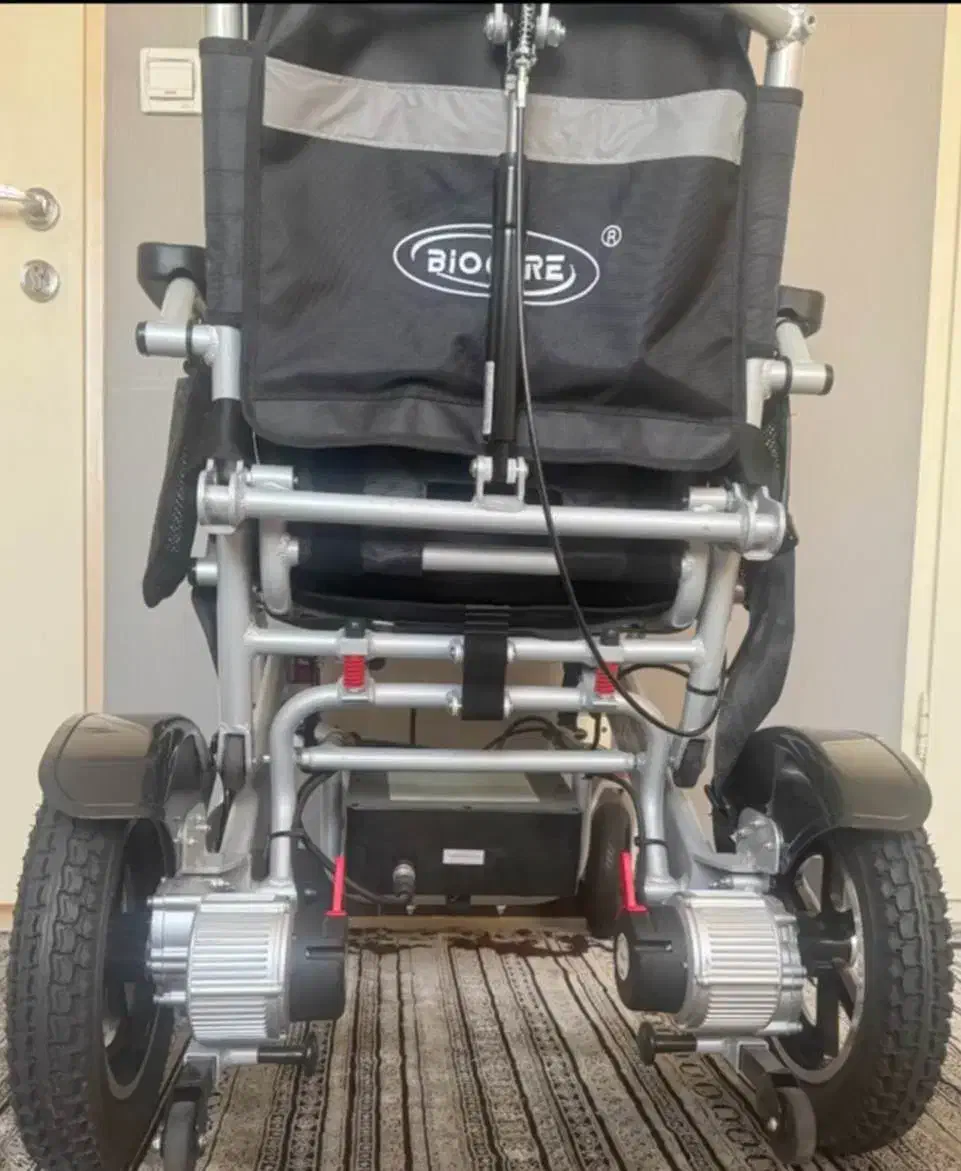 ویلچر برقی تاشو آلومینیومی همه کاره|پزشکی|اراک, |دیوار