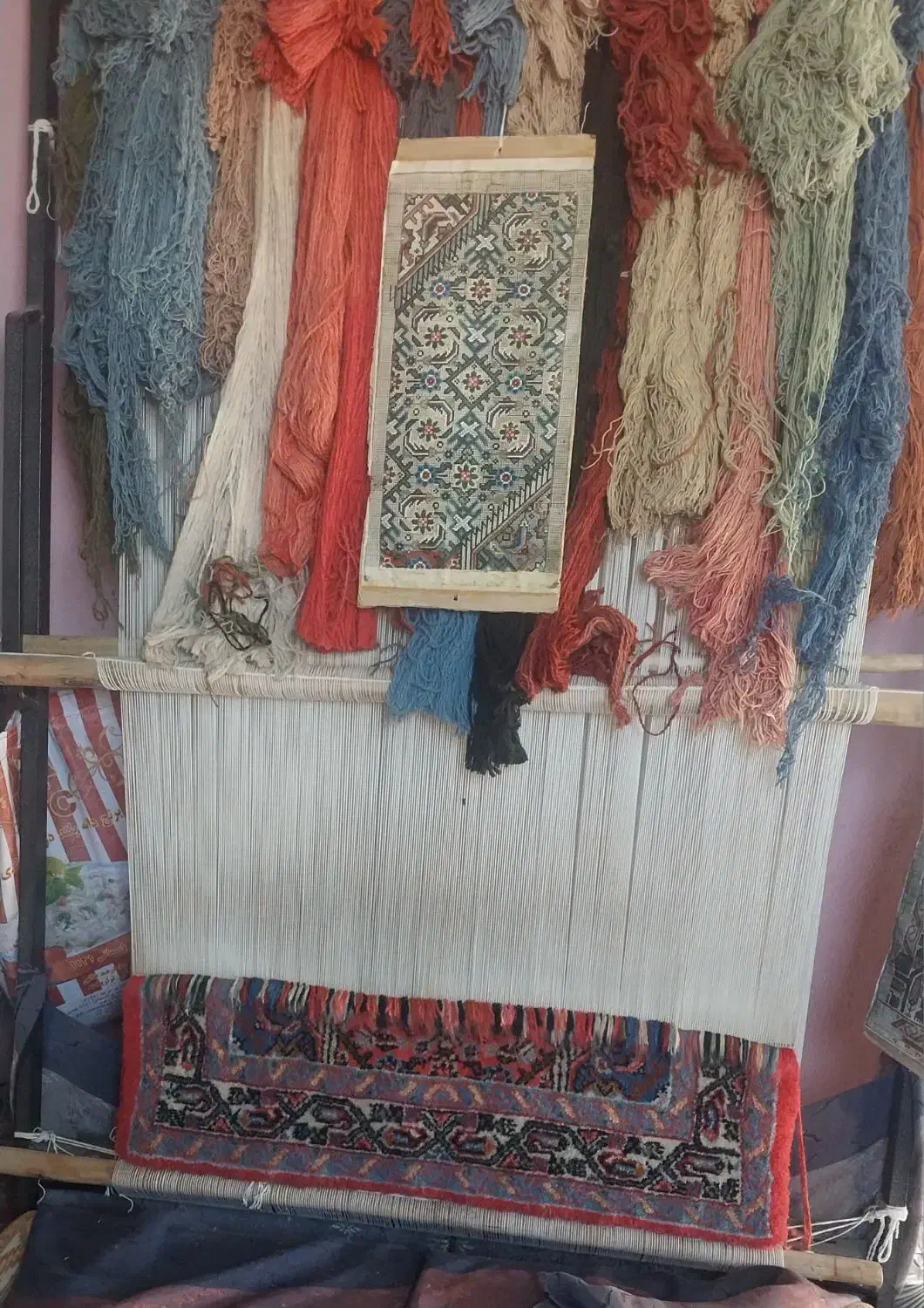 داره قالی کناره دومتری|فرش|همدان, |دیوار