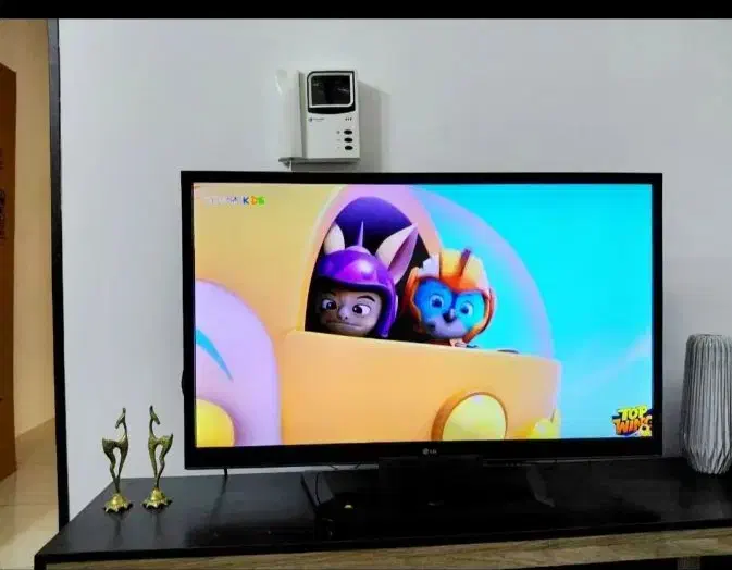 ال ای دی الجی۴۲|تلویزیون و پروژکتور|اردبیل, |دیوار