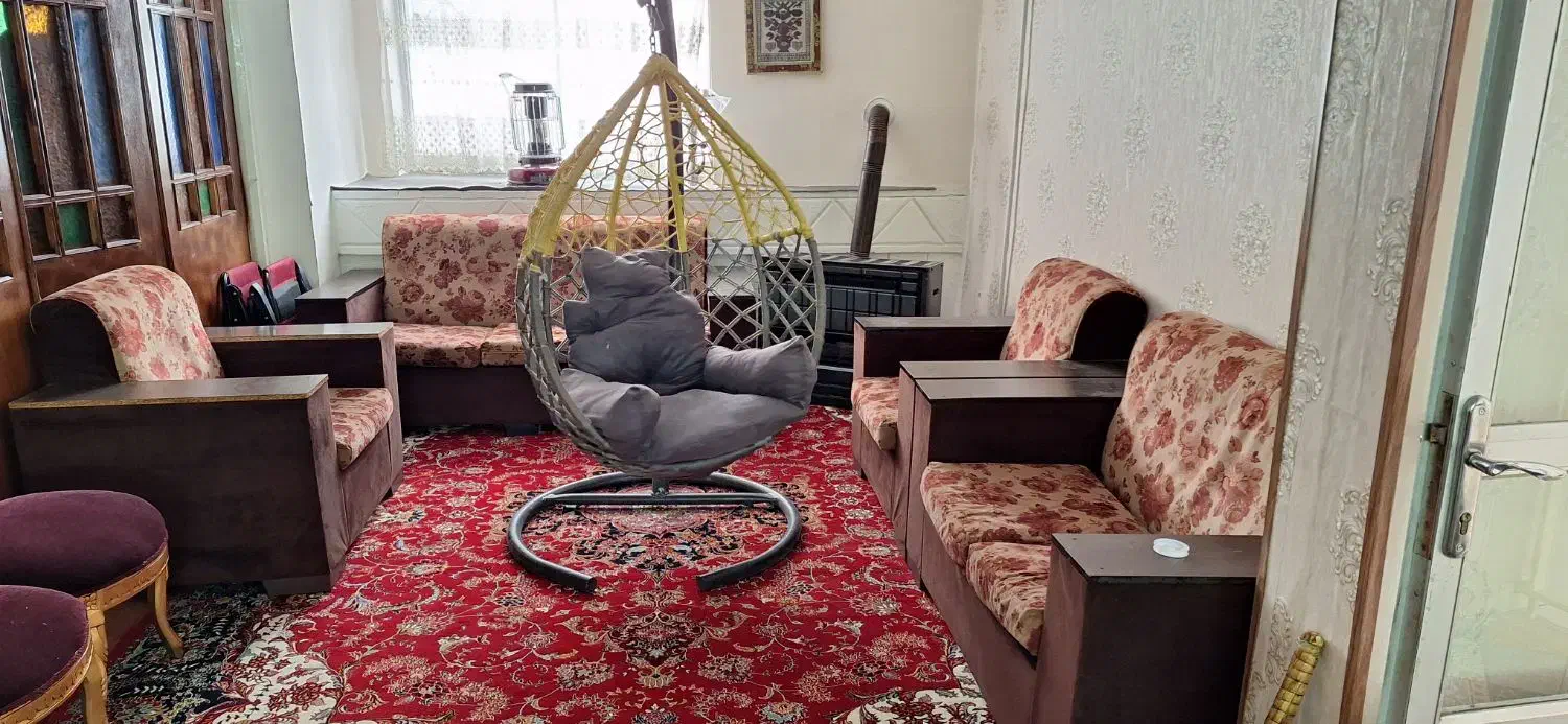 تاب|اسباببازی|نیشابور, دارایی|دیوار