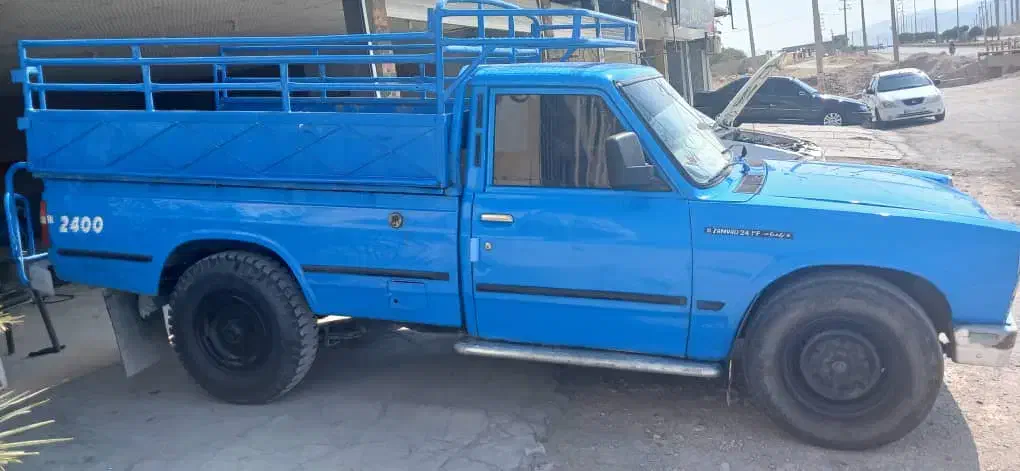 نیسان وانت دوگانه سوز درحد درجه یک|خودرو سواری و وانت|بندرعباس, |دیوار