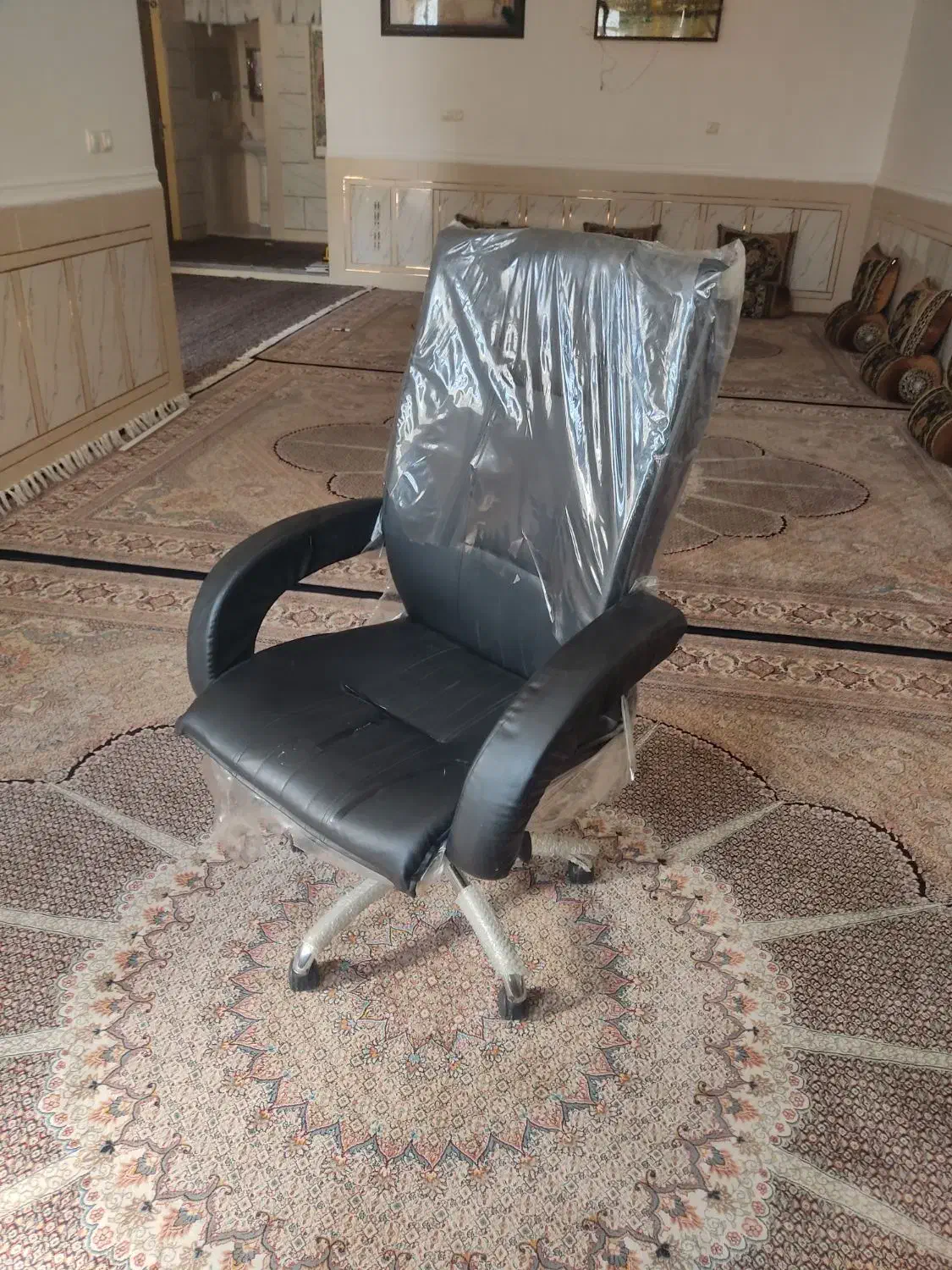 صندلی|صندلی و نیمکت|دهدشت, |دیوار