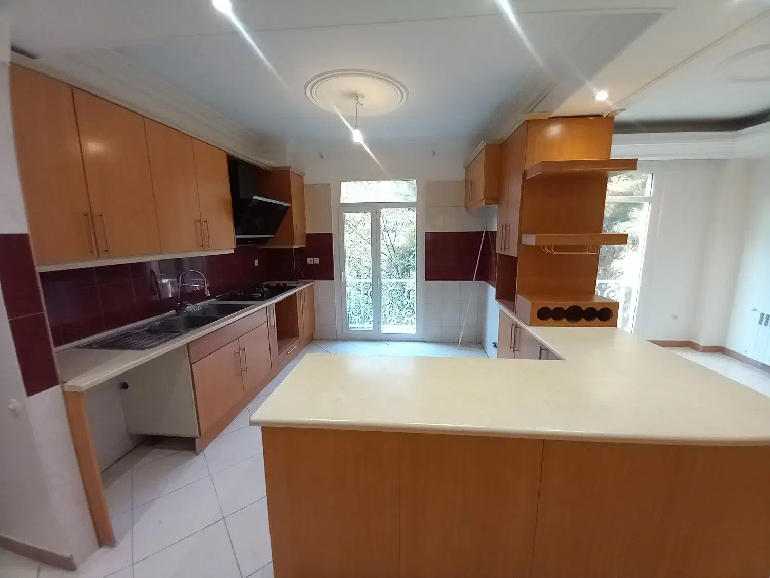 پاسداران 155 متر 3 خواب  / تبدیل