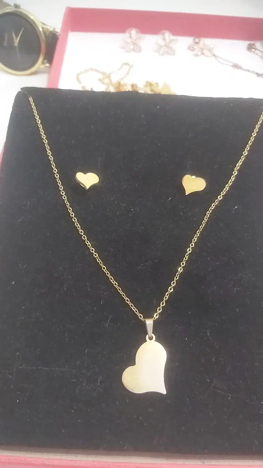 ست گردنبند وگوشواره زیباوخاص پسند قیمت مناسب|بدلیجات|فریدونکنار, |دیوار