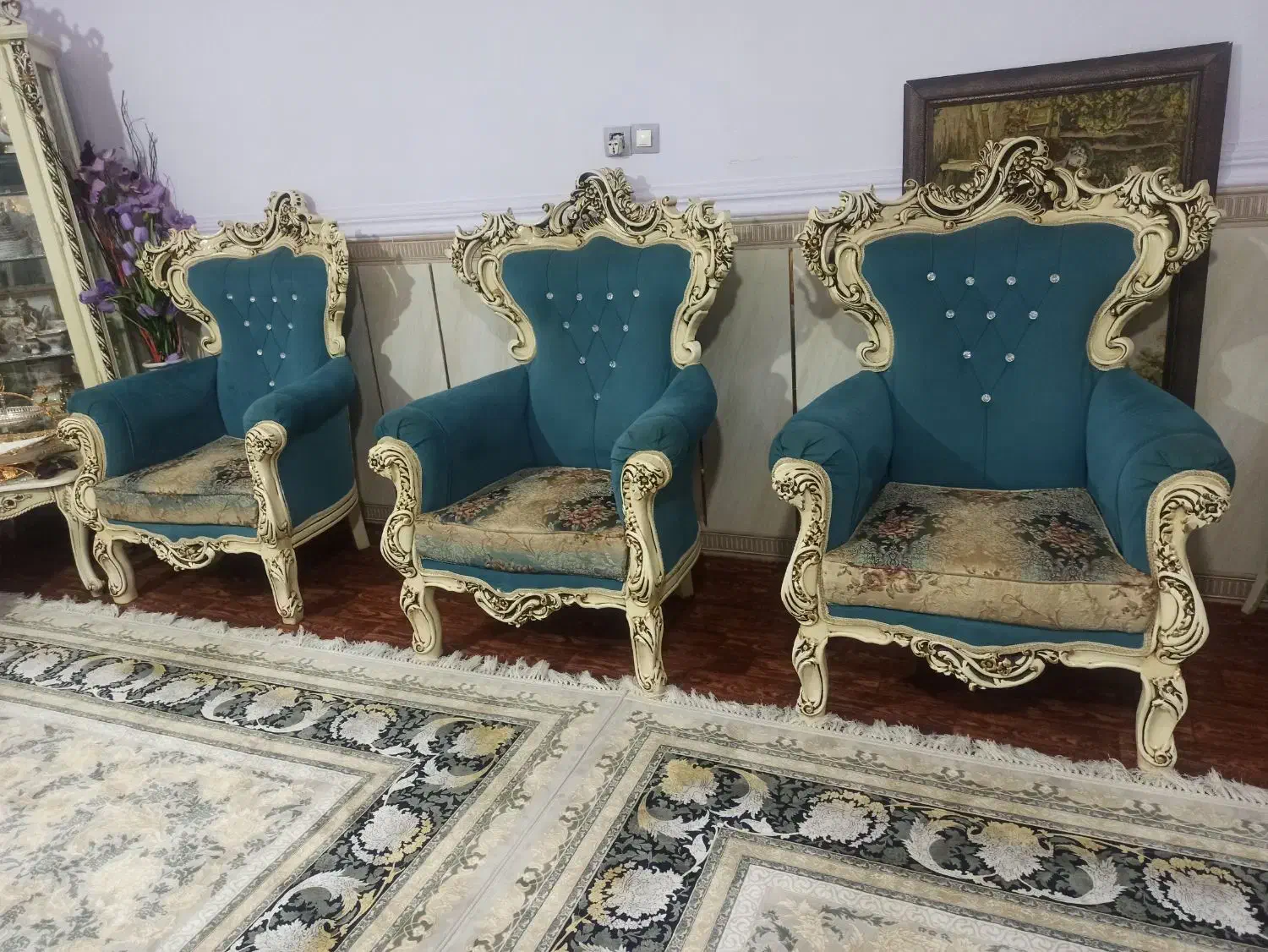 فروش مبل سلطنتی|مبلمان خانگی و میز عسلی|چابهار, |دیوار