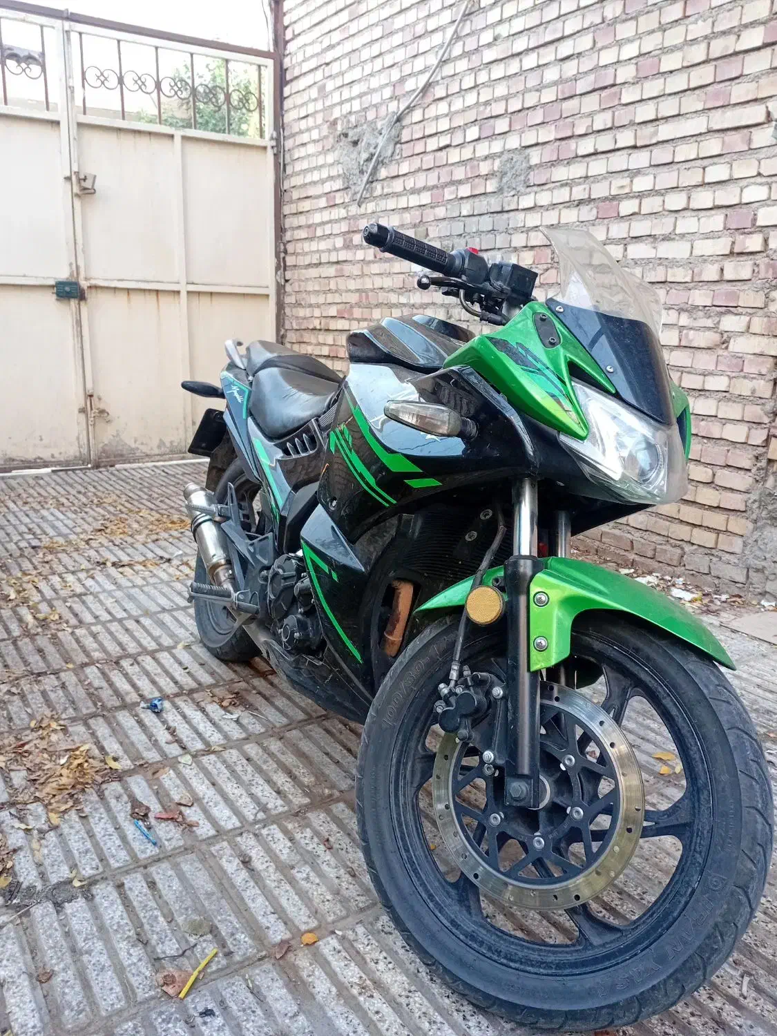 فروش مگلی ۲۰۰ مدل ۴۰۱|موتورسیکلت|آزادشهر, |دیوار