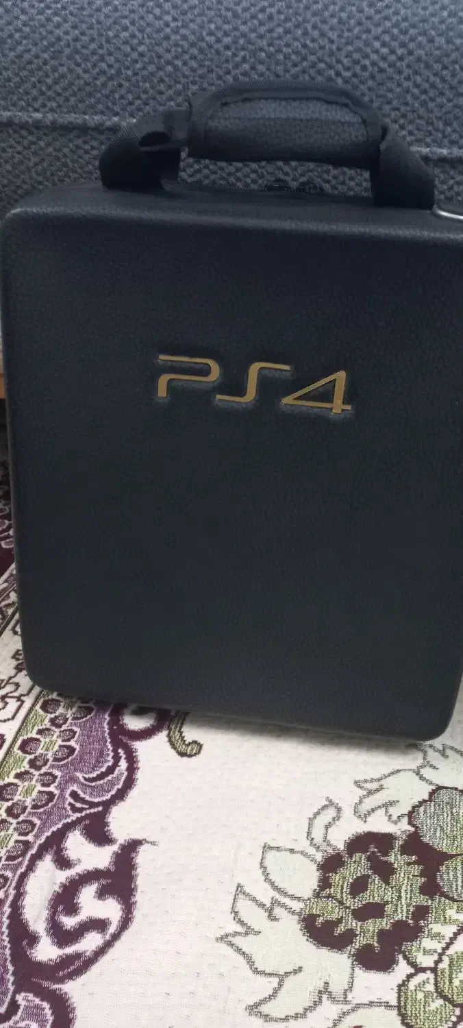 کیف برند برای جای ps4 سالم بدون هیچ پارگی|کنسول، بازی ویدئویی و آنلاین|خشکبیجار, |دیوار