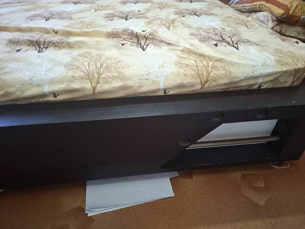 تخت خواب|تخت و سرویس خواب|بندر انزلی, جهانگانی|دیوار