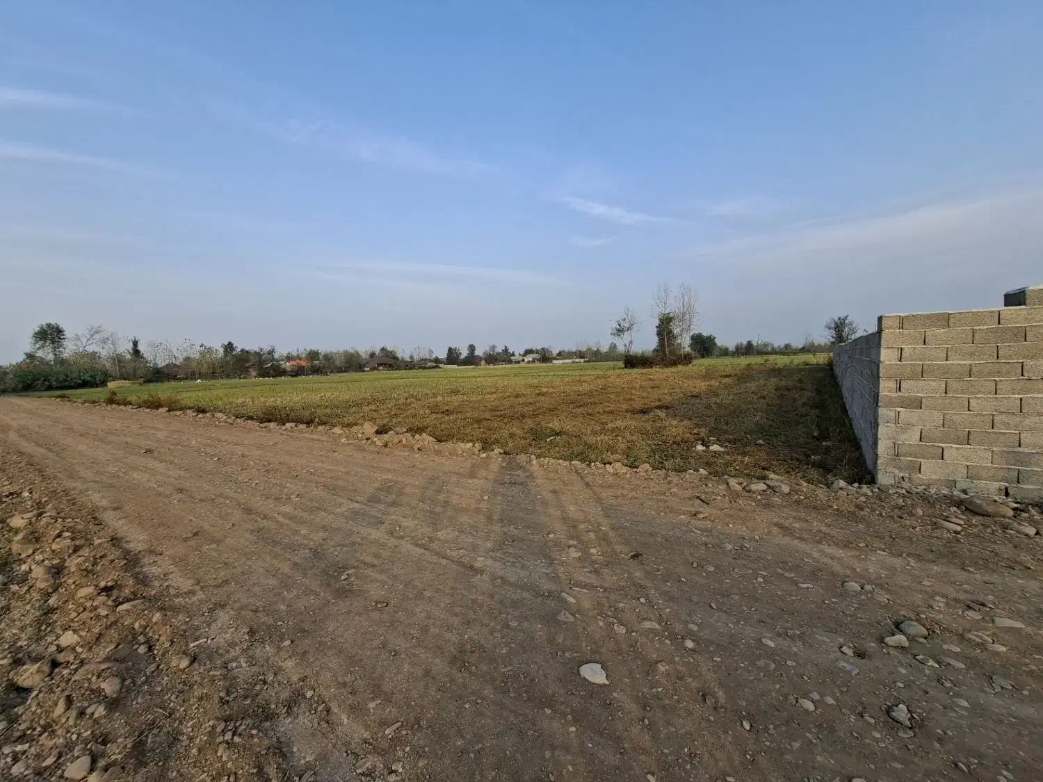 تمام مسکونی بانامه بنیاد به دو صورت بفروش می‌رسد|فروش زمین و ملک کلنگی|لاهیجان, طالقانی|دیوار