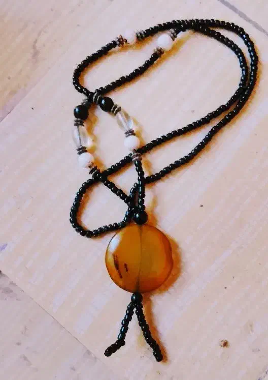 گردناویزبند ۸۰ ساله خیلی قدیمی با۲۶عدد جفت مار|کلکسیون اشیاء عتیقه|کرمان, |دیوار