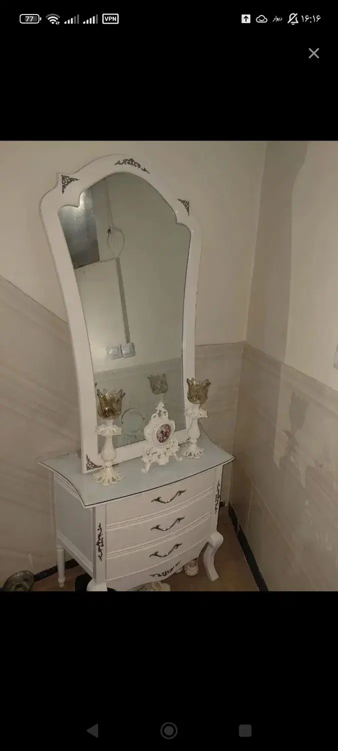 ست میزوآیینه و شمعدون|بوفه، ویترین، کنسول|شیروان (لرستان), |دیوار