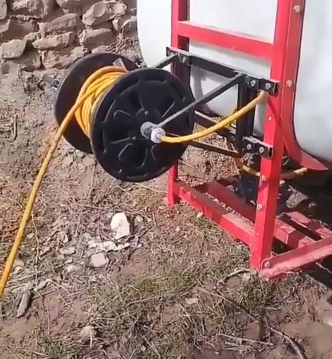 شیلنگ جمع کن سمپاش|خدمات باغبانی و درختکاری|شیراز, کاراندیش|دیوار