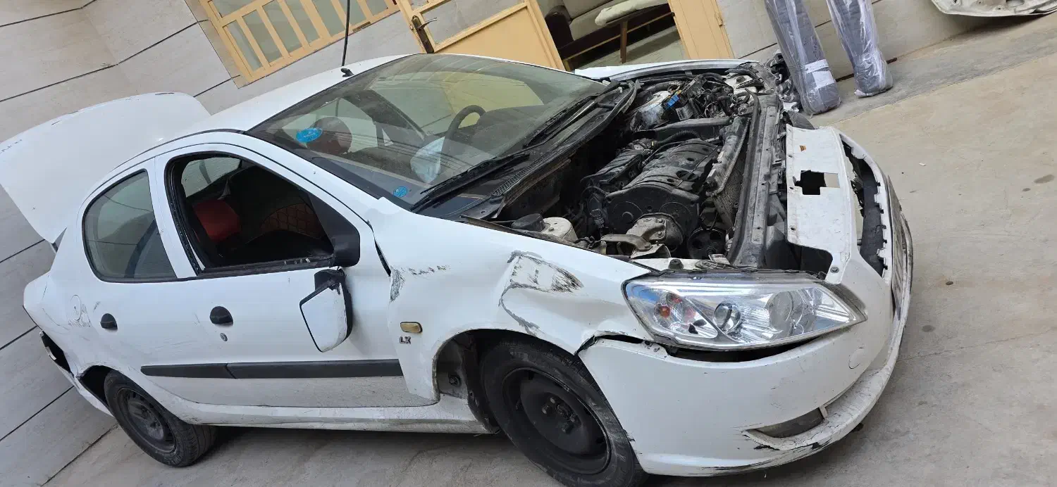 رانا تصادفی 92|خودرو سواری و وانت|شیراز, گچی|دیوار