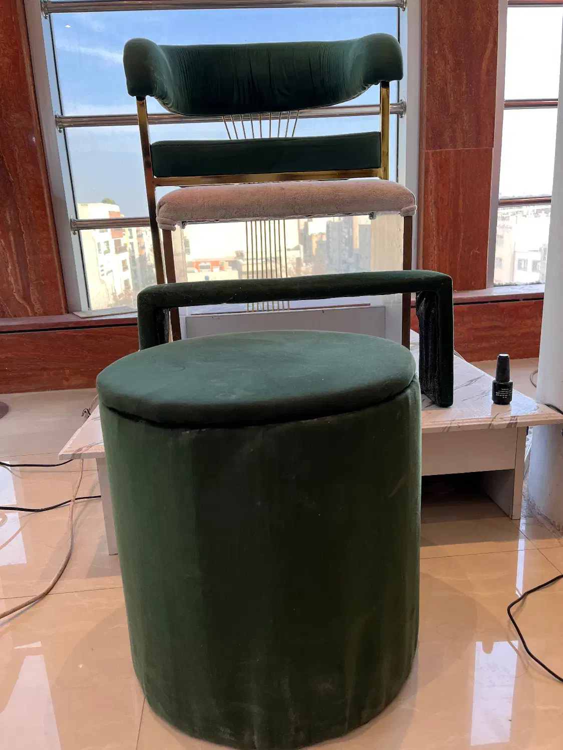 فروش تجهیزات ارایشگاهی|آرایشگاه و سالنهای زیبایی|اصفهان, سیچان|دیوار