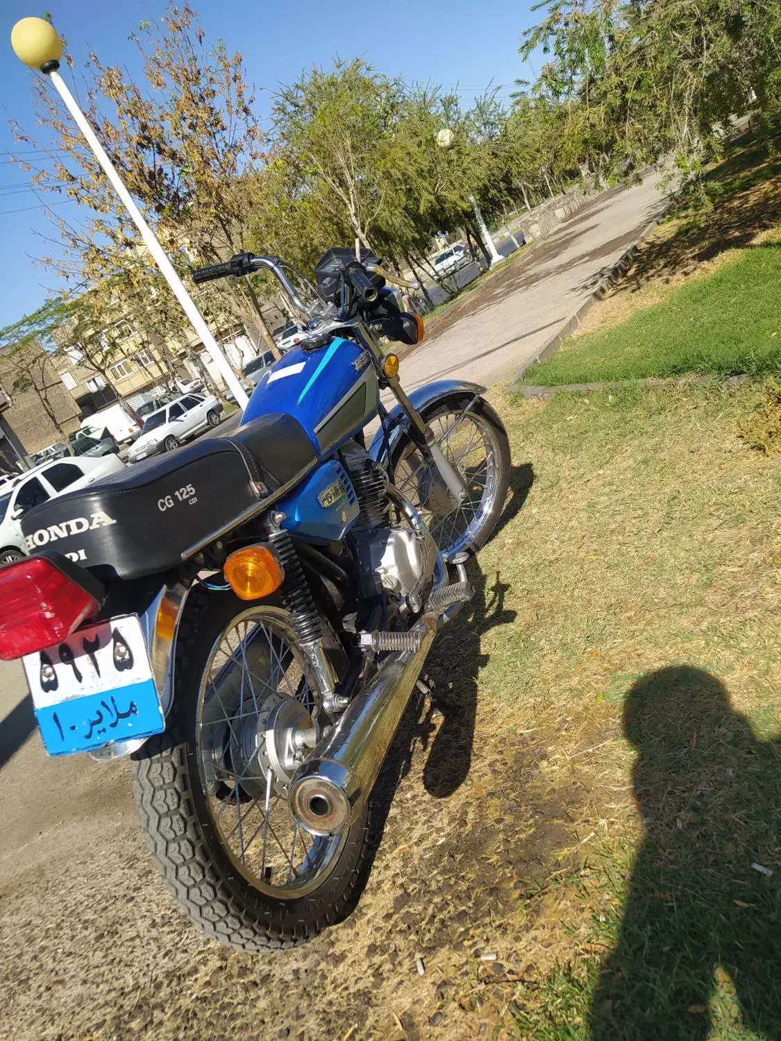 هنداCDI|موتورسیکلت|قم, قلعه کامکار|دیوار