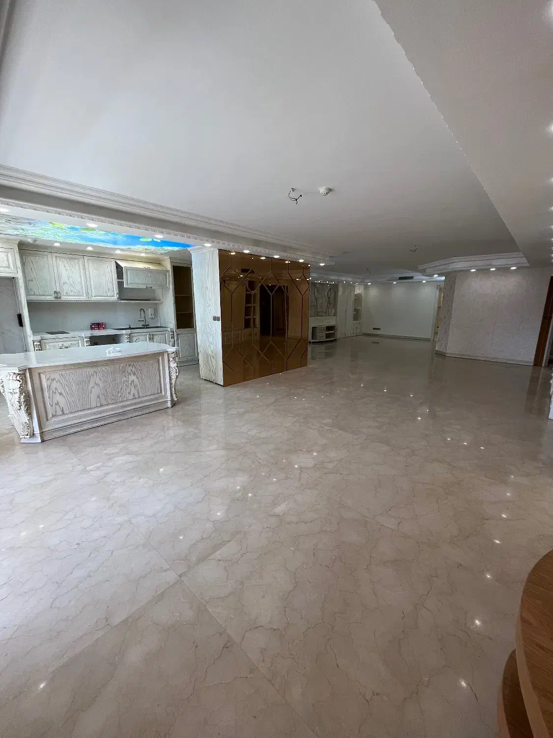 آپارتمان220متر چهار خواب تک واحدی نزدیک پنج طبقه|فروش آپارتمان|اصفهان, خانه اصفهان|دیوار