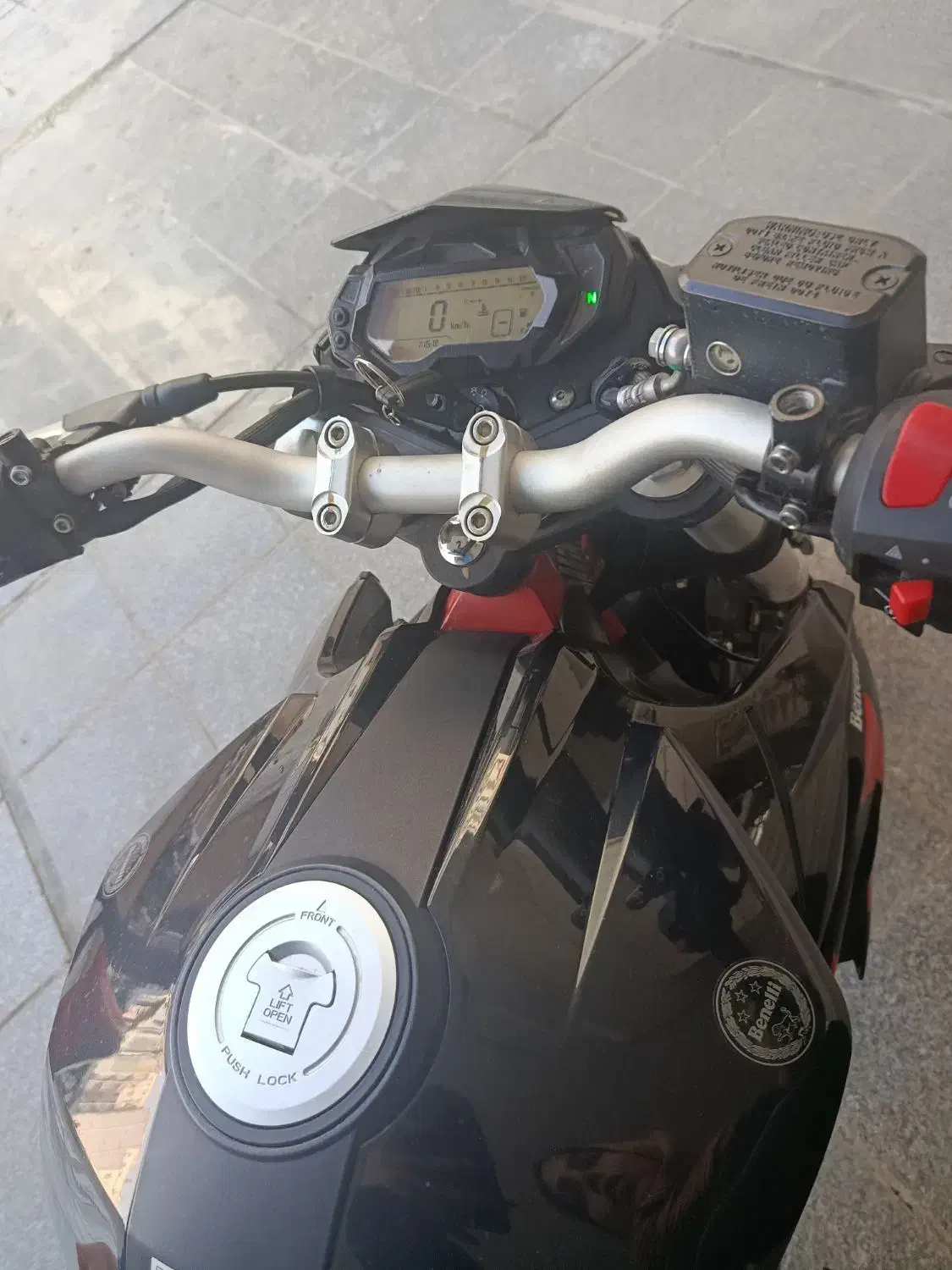 بنلی ۲۵۰تک خشک|موتورسیکلت|مشهد, جانباز|دیوار