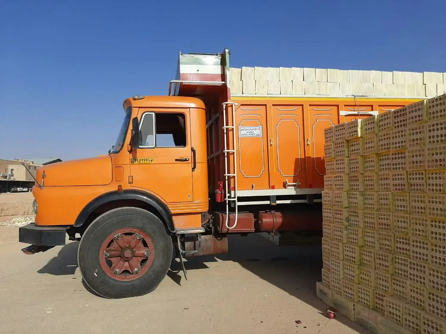 *( آجر و بلوک سفالین ) لفتون 5/5 سفالین 10 و 15|عمدهفروشی|اصفهان, باغ فدک|دیوار