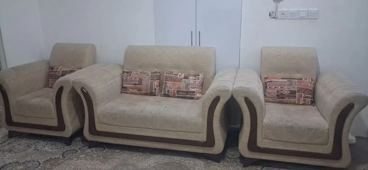 مبل و میز عسلی|مبلمان خانگی و میز عسلی|فردوس (خراسان), |دیوار