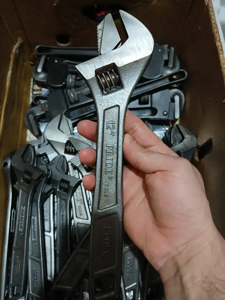 جعبه ابزار و آچار مرسدس بنز گم شده|اشیا|نسیم‌شهر, |دیوار