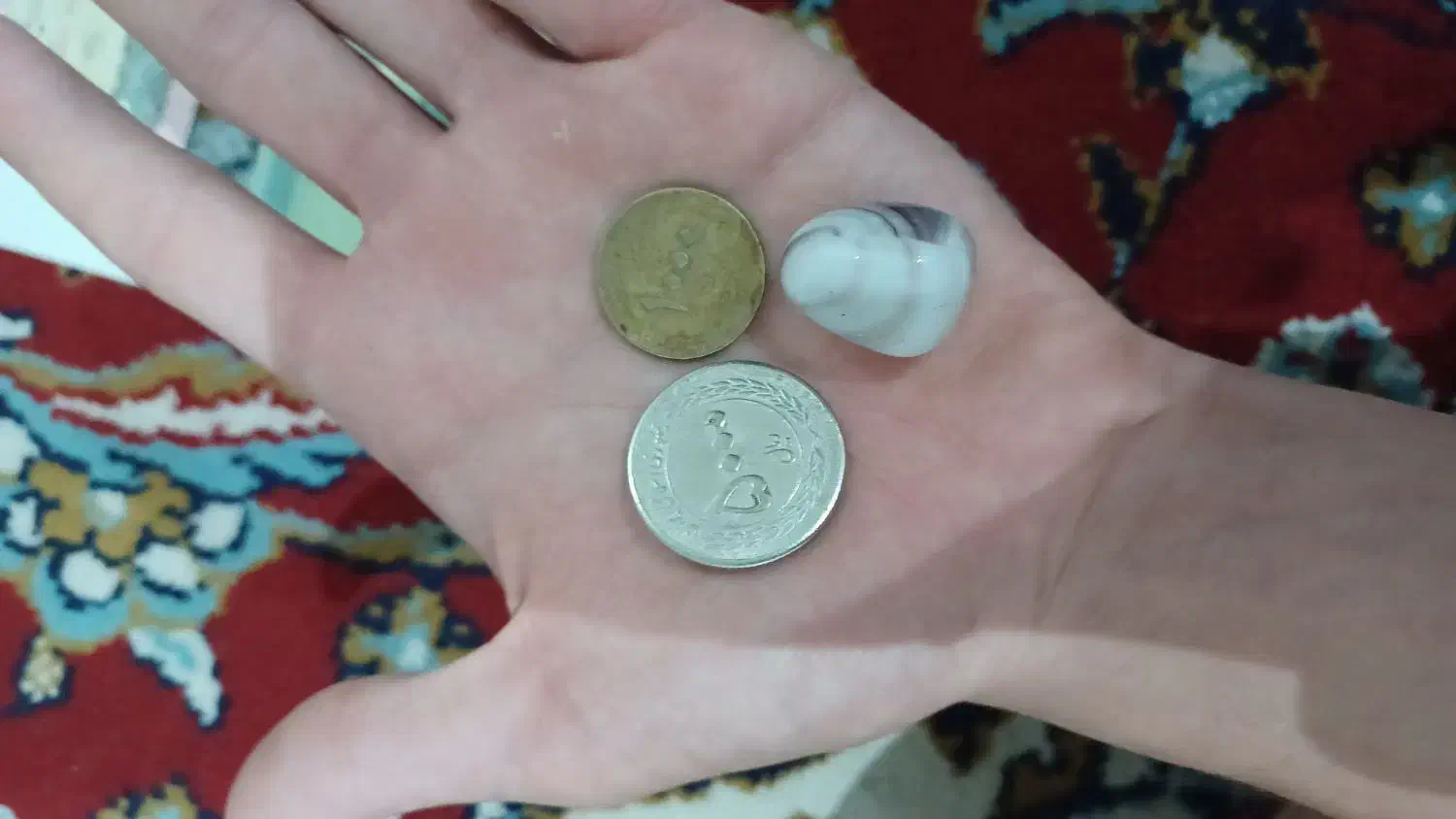 اسکناس قدیمی  کلکسیونی به همراه سنگ انگشتر|کلکسیون سکه، تمبر، اسکناس|میانه, |دیوار