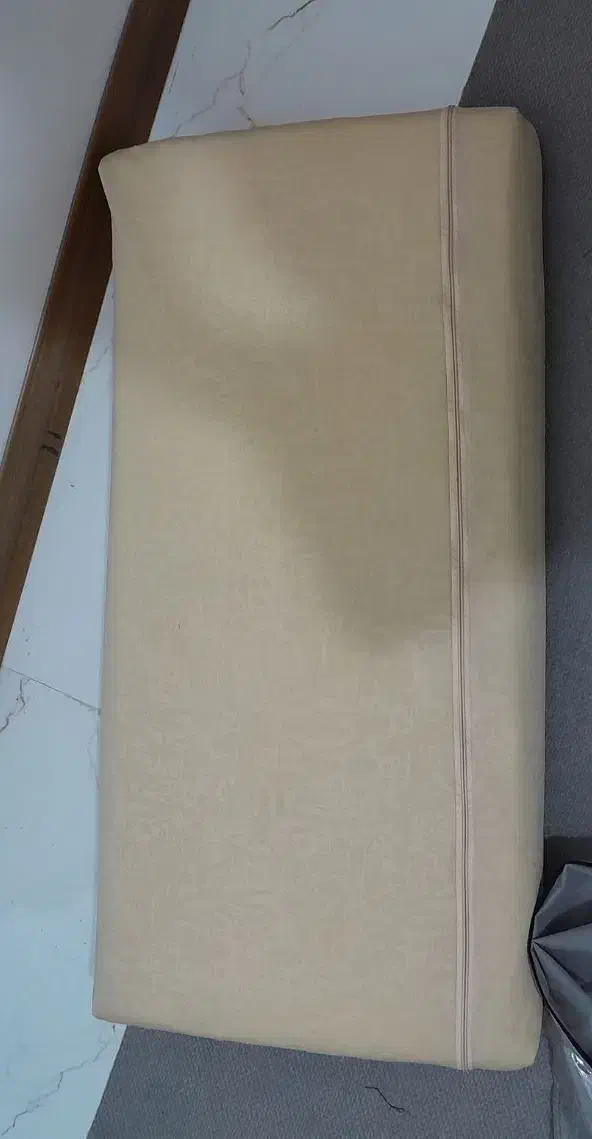 پشتی کاملا سالم و شیک|پشتی|تهران, عباسی|دیوار