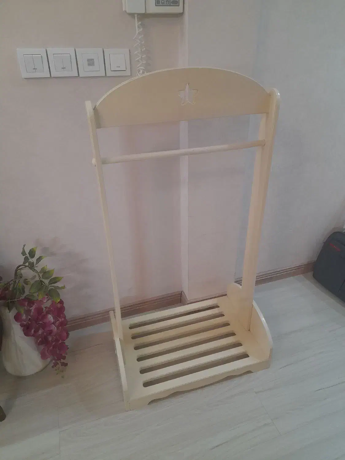 رگال بچه جنس چوب|اسباب و اثاث بچه|مشهد, دانشجو|دیوار