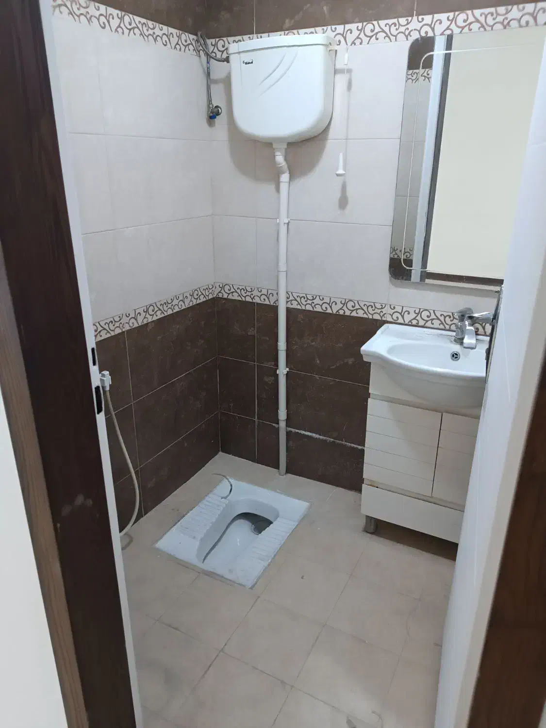 آپارتمان متراژهای  ۷۵ و ۱۰۰ و ۱۱۵ متر